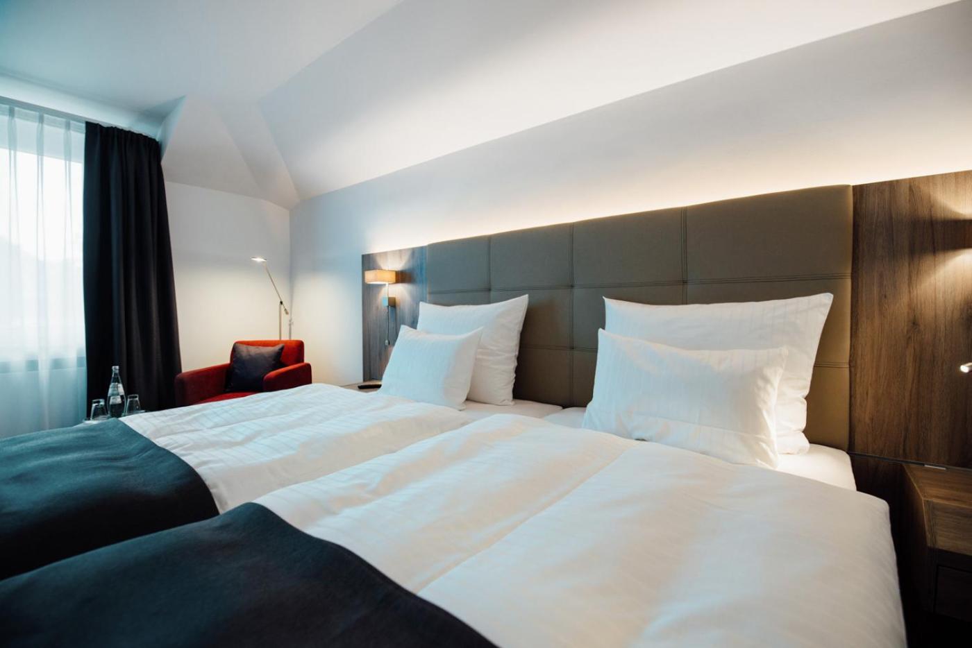 Hotel Schmachtendorf Oberhausen  Eksteriør bilde