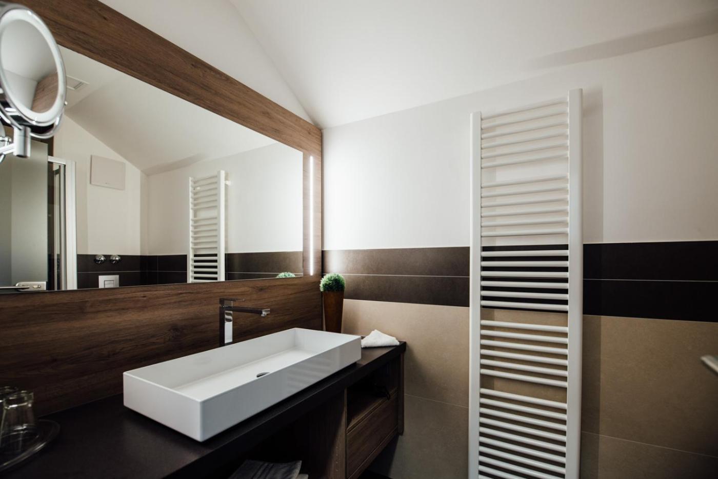 Hotel Schmachtendorf Oberhausen  Eksteriør bilde